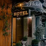 Hotel Gjika *