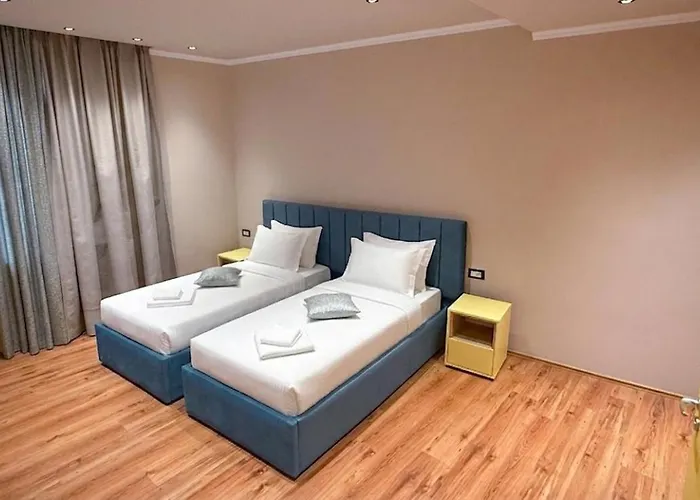 Gjika Hotel *